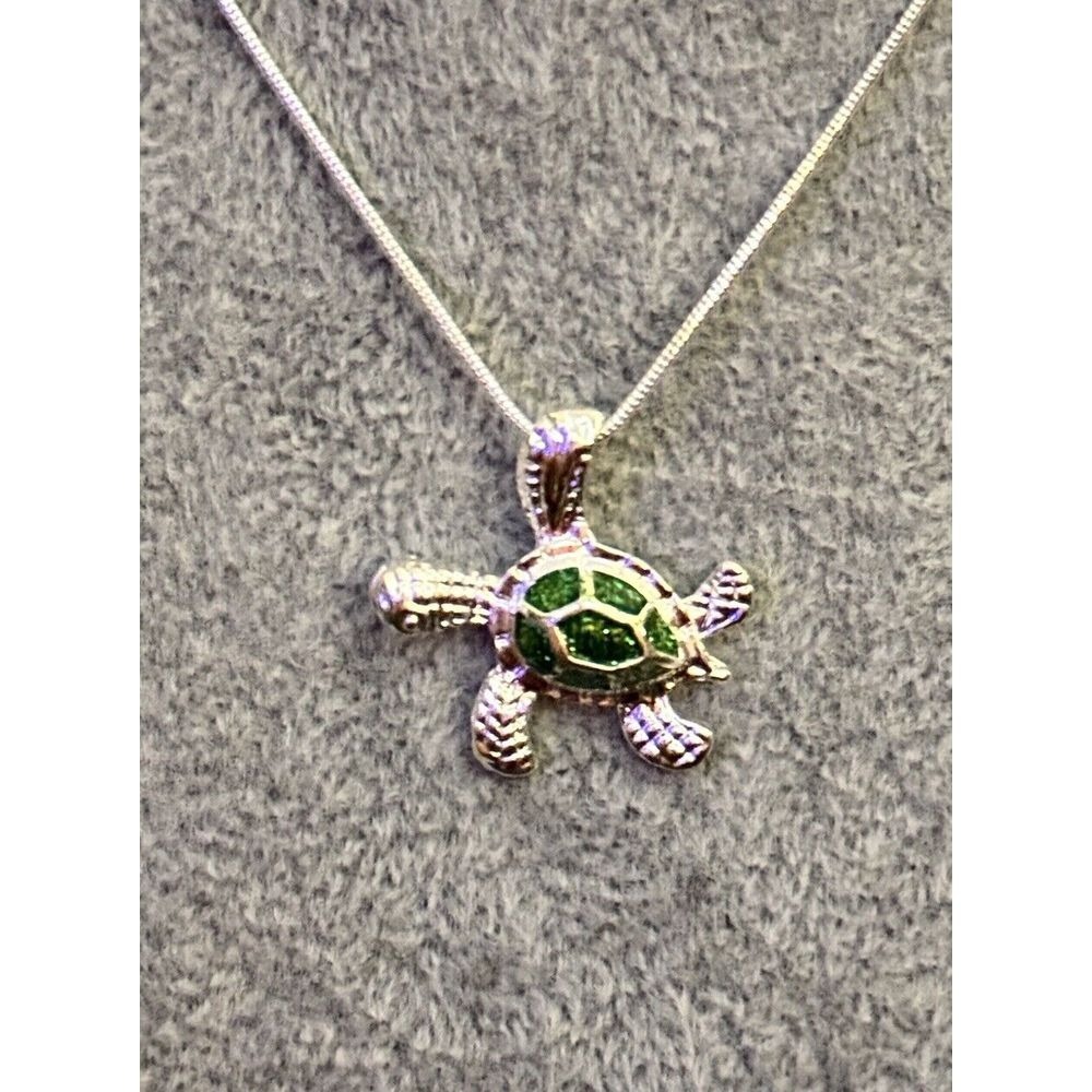 Sea Turtle Necklace‎ Silvertone Green Crystals Pendant 22 in Chain